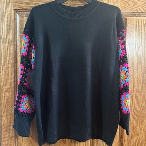 JODIFL Black Sweater with Multicolored Sleeves